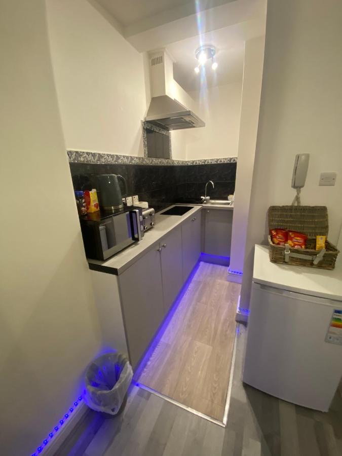 לונדון Cosy 1 Bedroom Apartment מראה חיצוני תמונה